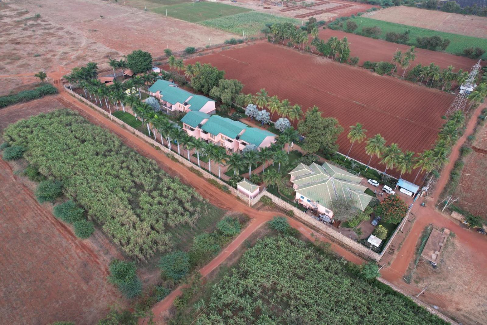 Krishna Heritage Resort Badami Extérieur photo